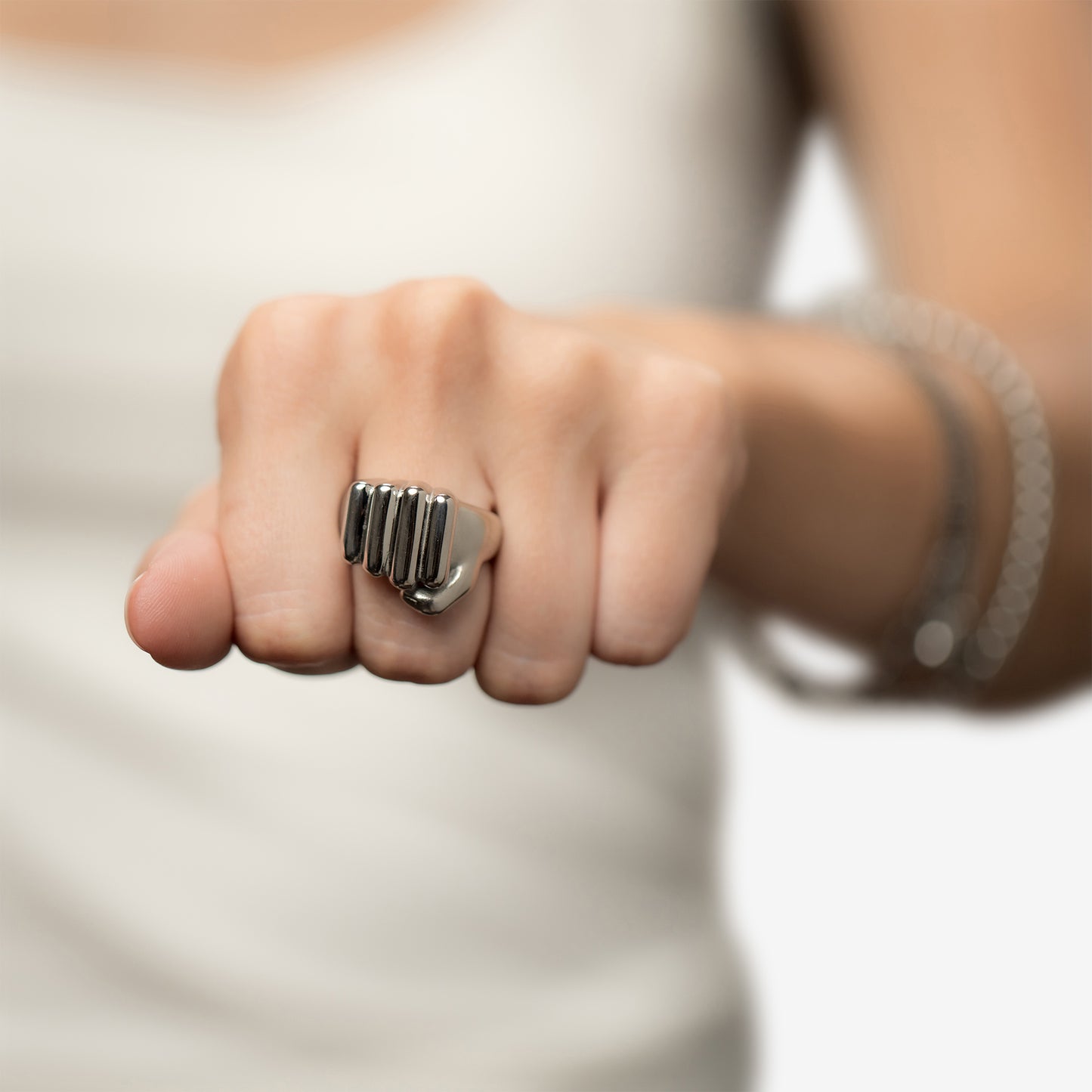 Katrin Z. Fist Bump Ring