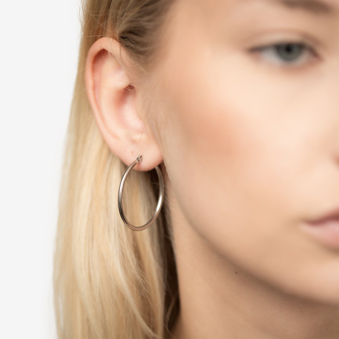 Classic Medium Hoops Örhängen