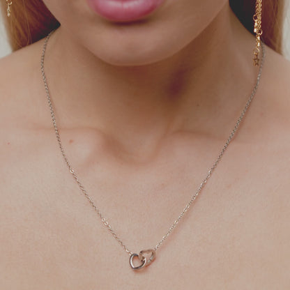 Connected Heart Halsband