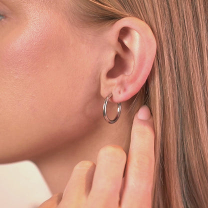 Single Jannika Hoop 16mm